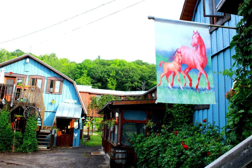 Auberge Le Cheval Bleu Saint-Alphonse-Rodriguez المظهر الخارجي الصورة